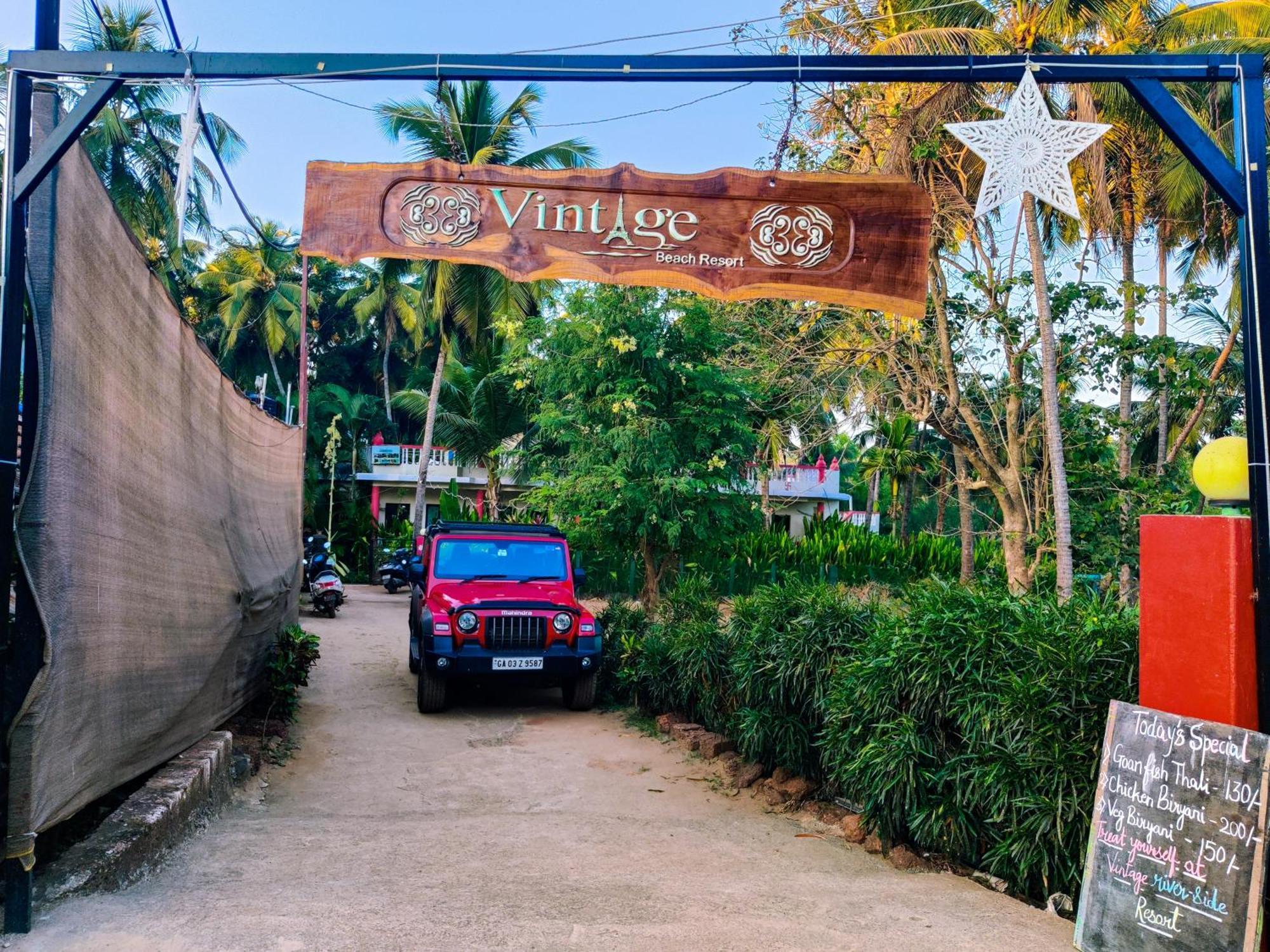 Vintage Beach Resort Agonda Buitenkant foto