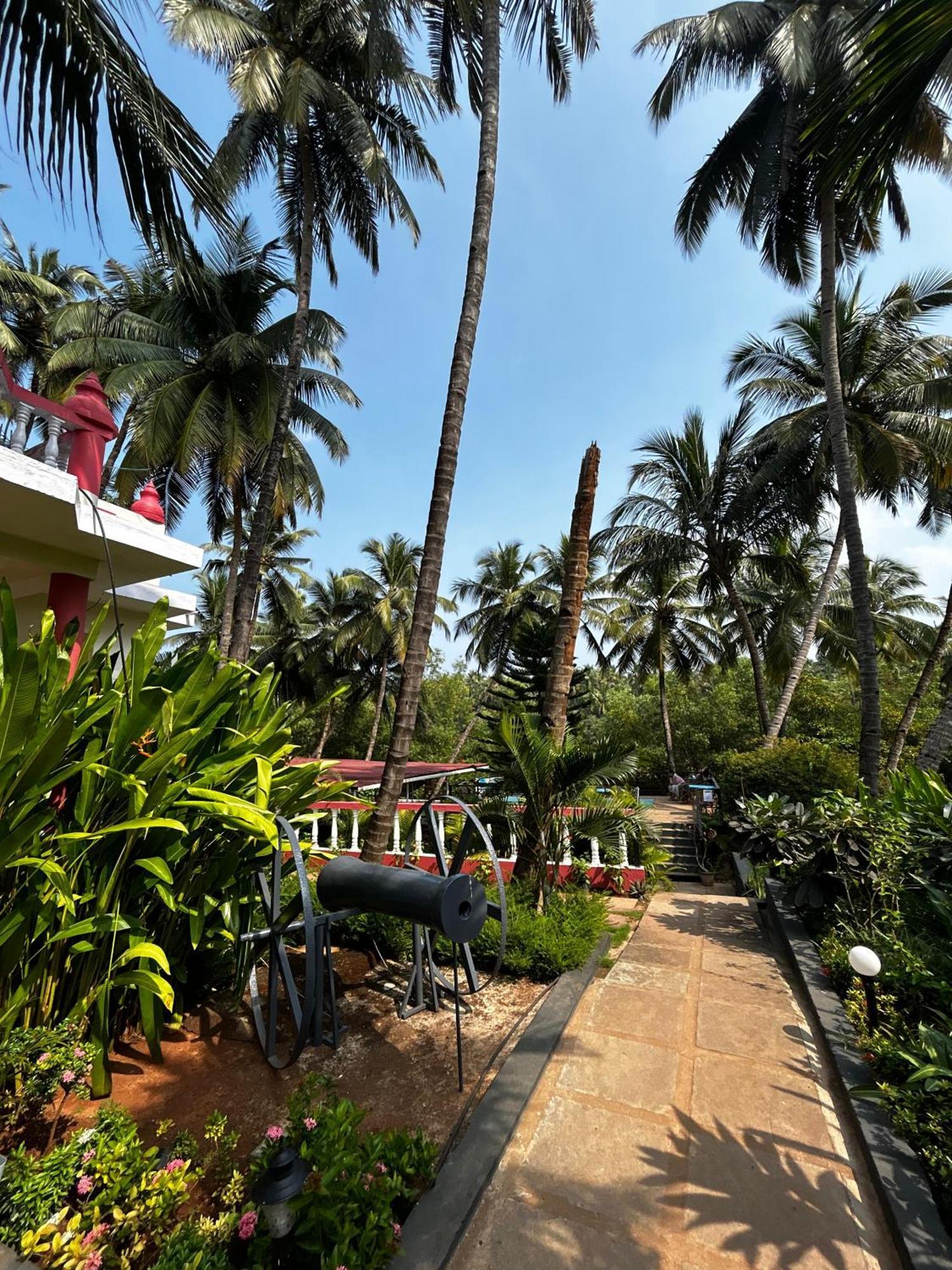 Vintage Beach Resort Agonda Buitenkant foto
