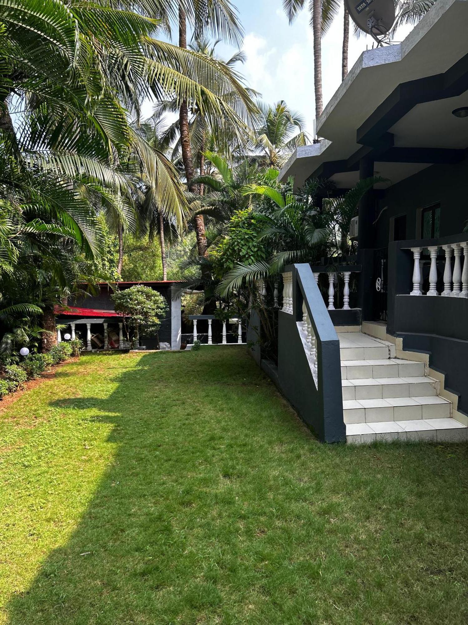 Vintage Beach Resort Agonda Buitenkant foto